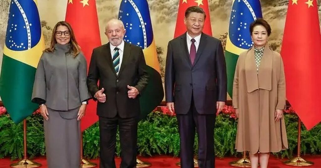 A passagem de Lula pela China