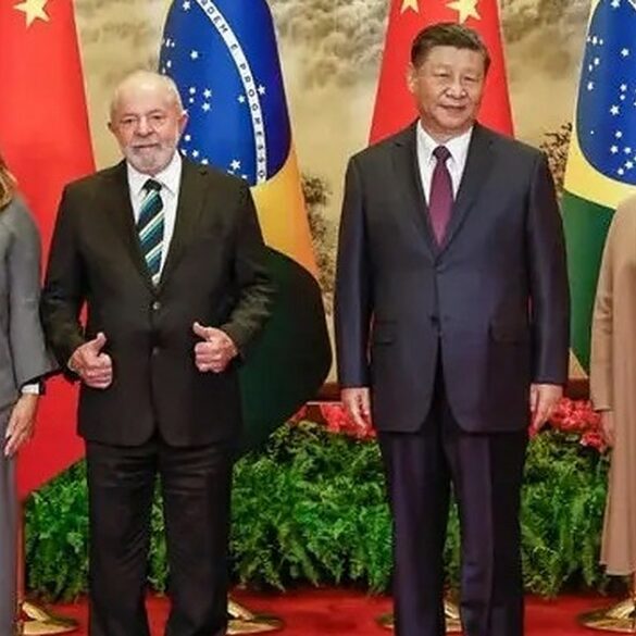 A passagem de Lula pela China
