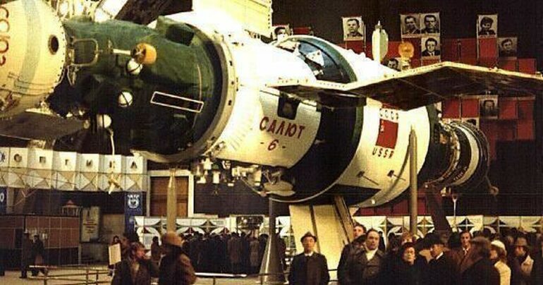 52 anos da primeira estacao espacial da historia