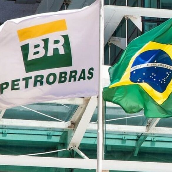 A gestao dos precos do petroleo e a necessidade da Petrobras atuar novamente na distribuicao de gasolina no Brasil