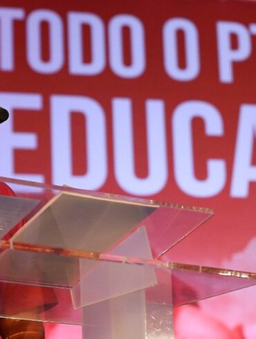 O Governo Lula deixou o Fundeb no Novo Teto de Gastos