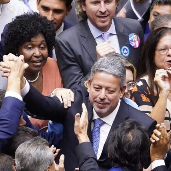 A primazia do projeto no processo eleitoral para mitigar os vicios do criptossemi presidencialismo