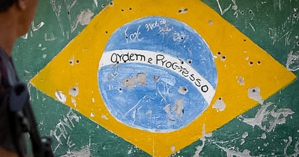 seriedade do problema da violencia e o teatro da caca ao fascismo