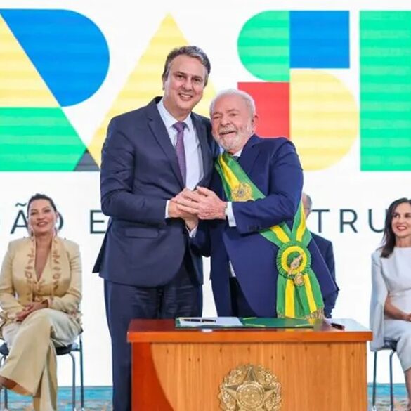 Ligaram o Gabinete do Amor para os professores