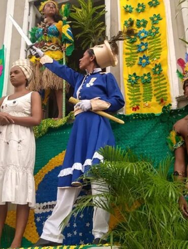 Uma Baianidade Civica e Mestica Os Caboclos e os festejos do 2 de Julho